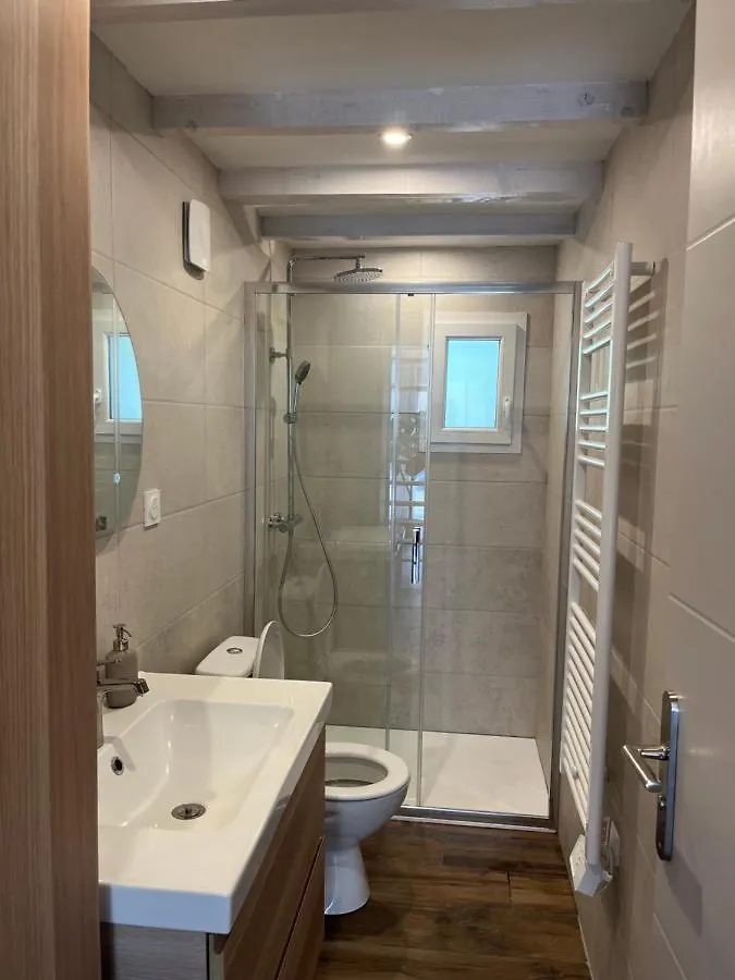 Holiday home Maisonnette Avec Petite Foret Valreas