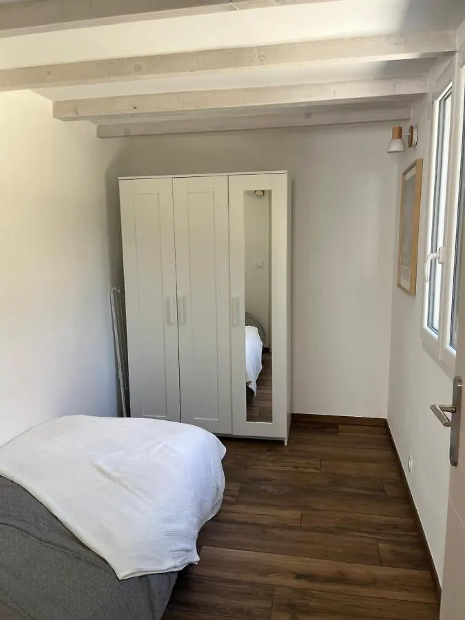 Maisonnette Avec Petite Foret Valreas
