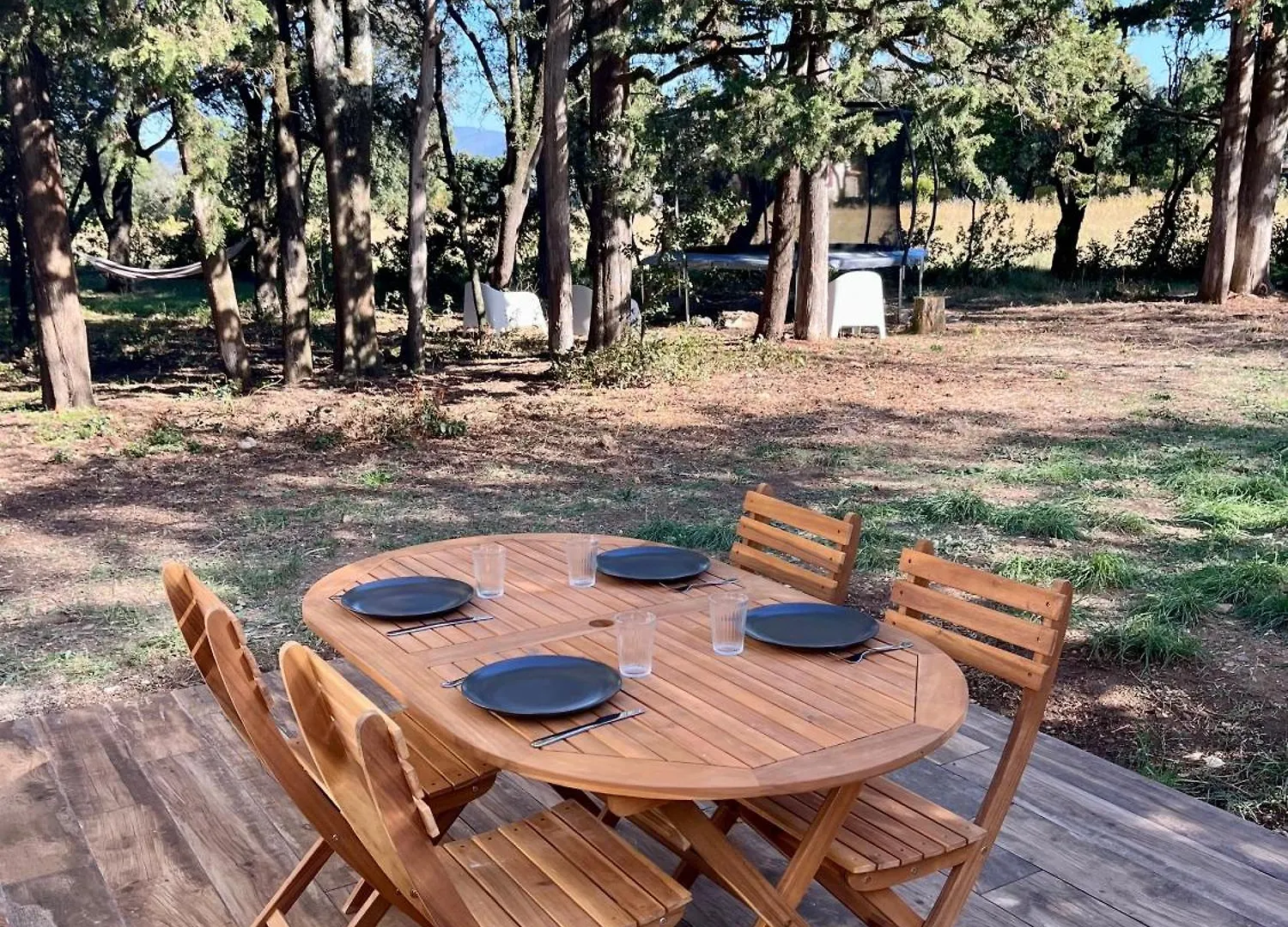 Maisonnette Avec Petite Foret Valreas